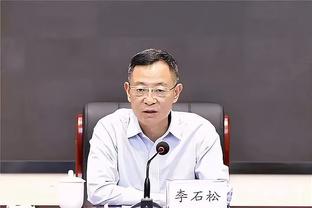 图赫尔执教三家不同俱乐部进欧冠四强，是首位做到这点的德国教练